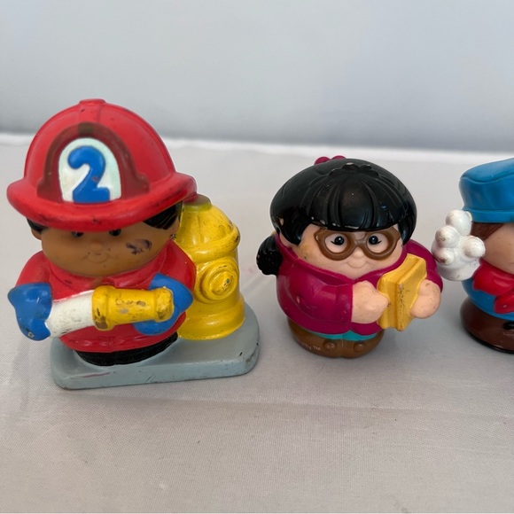 Vintage Little Tikes little people - Picture 2 of 8